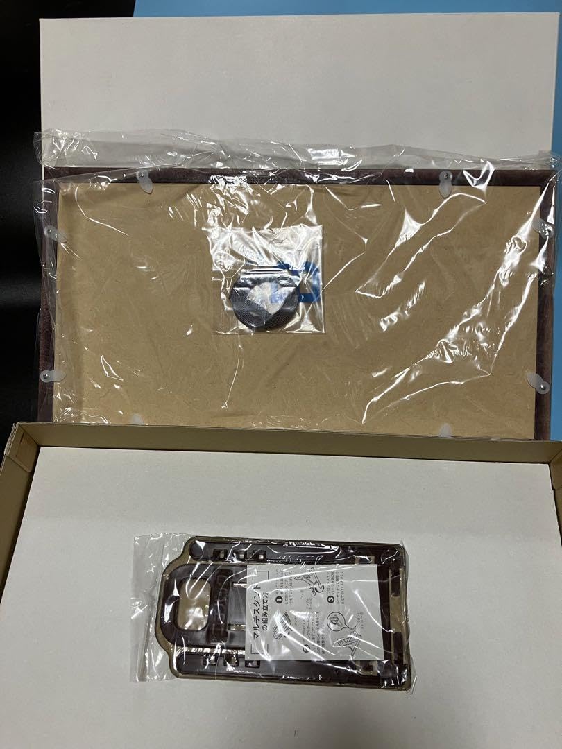 Amazon.co.jp: 手塚治虫 2006年 カウントアップ 彩色美術 ピンバッジ